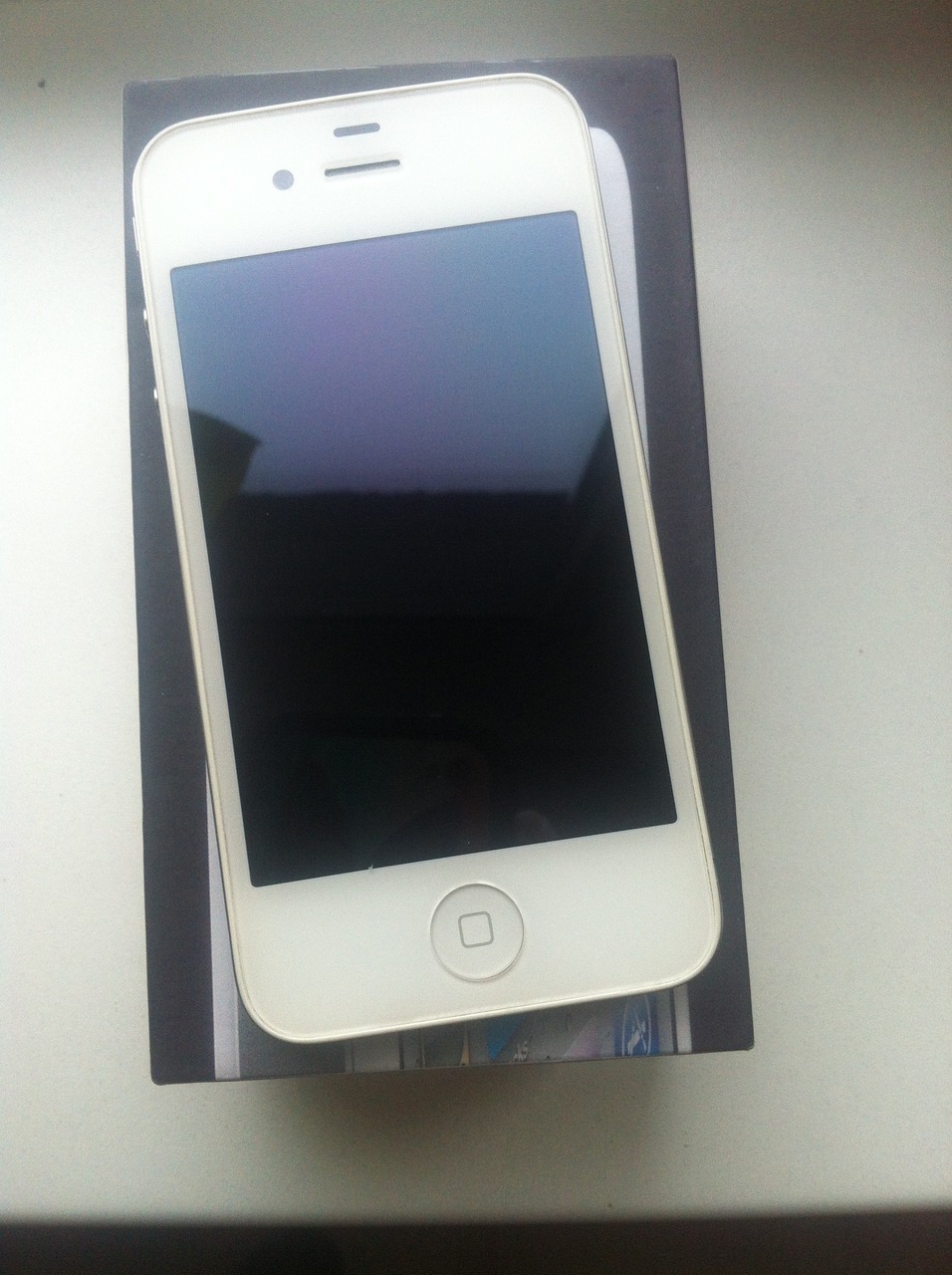 Apple iPhone 4 32gb — 10 000 руб. — Общение — Корзина — Price-Altai.ru