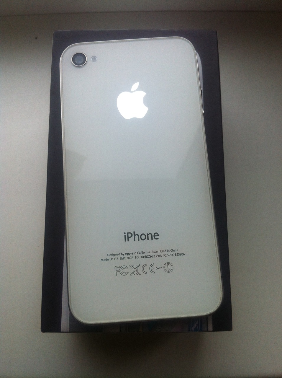 Apple iPhone 4 32gb — 10 000 руб. — Общение — Корзина — Price-Altai.ru