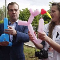 Medvedev_huy_is_sharika