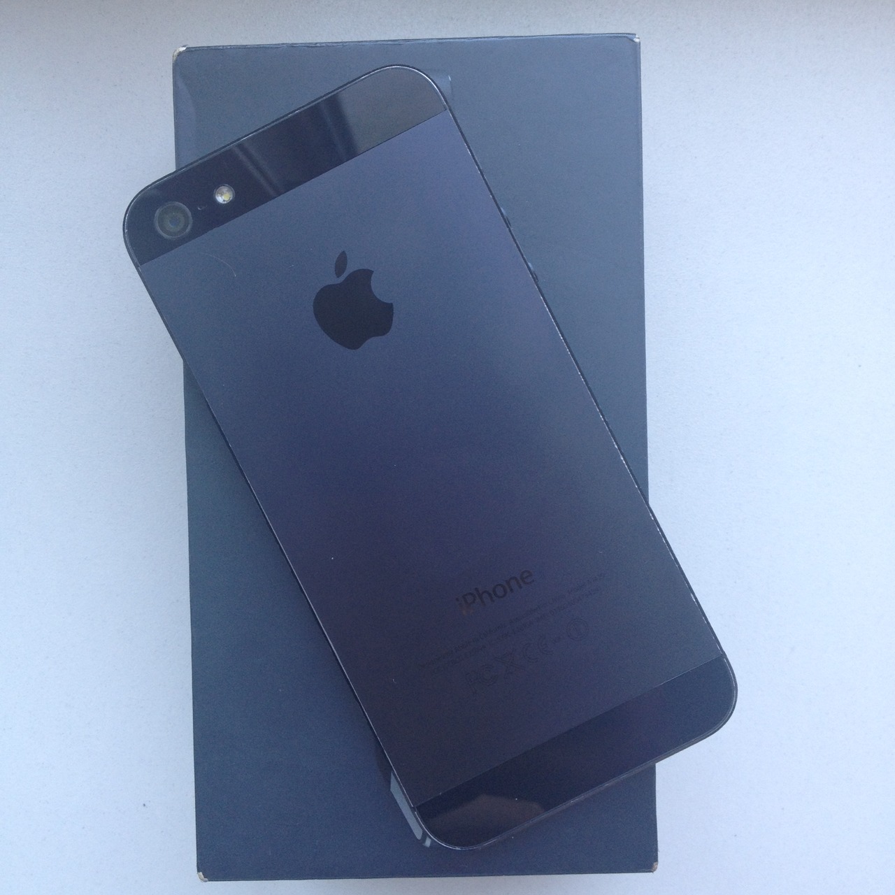 iPhone 5 Black 16gb [Добавил ФОТО] — 14 999 руб. — Общение — Корзина —  Price-Altai.ru