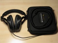 sennheiser-hd-380-pro-headphones-w-case