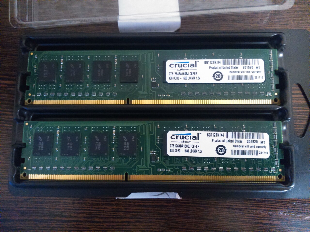 Плашка памяти ddr4. Crucial 4gb ddr3 1600. 4 ГБ ddr3-1600. Ддр4 баллистик по 4 ГБ. Оперативная память ддр3 4гб двумя плашками Eco.