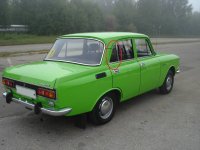 Moskvich_2140_Sedan_1976