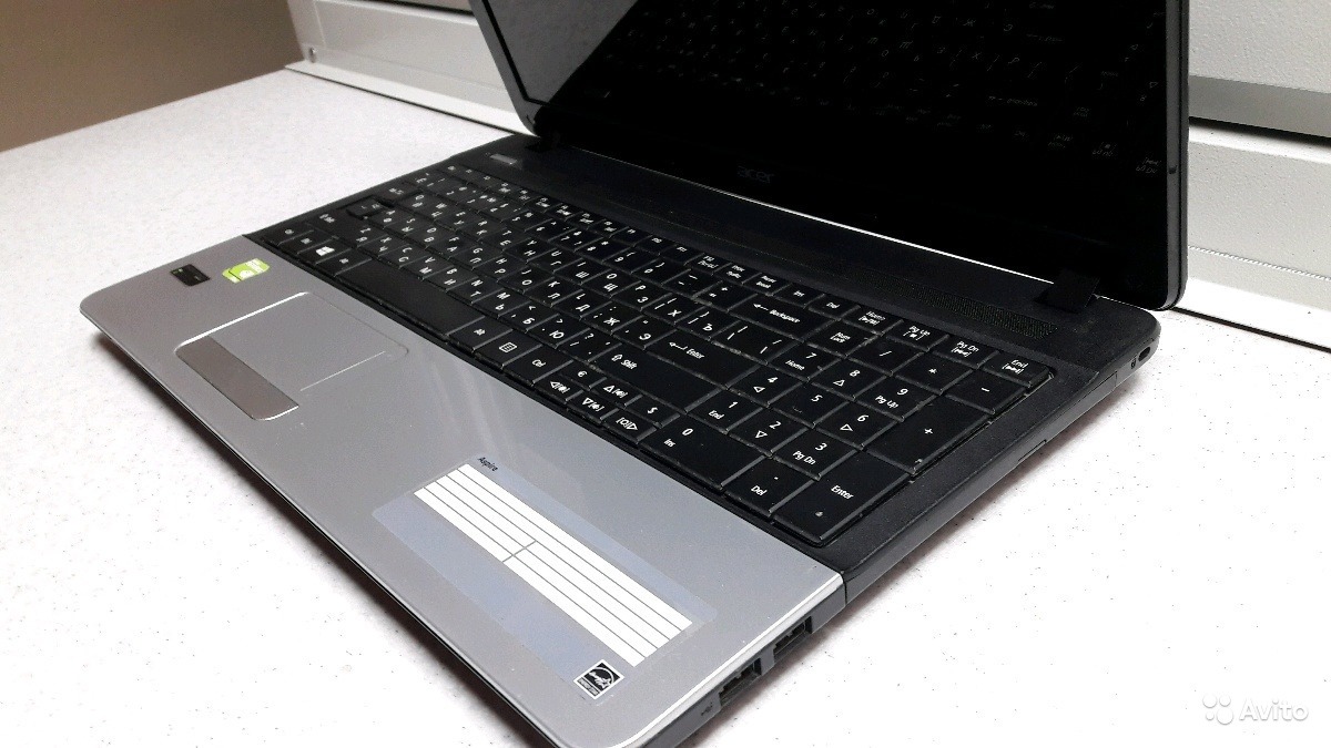 Acer e1 571g. Acer Aspire e1 571g.