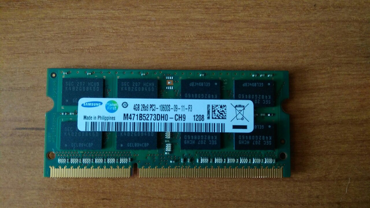 Оперативная память 10600s. Samsung pc3 10600s 09 11 f3. Samsung ddr3 10600 4gb. Samsung 2r8-pc3-10600s 4gb. 4 ГБ pc3-10600s-9-11-f3.