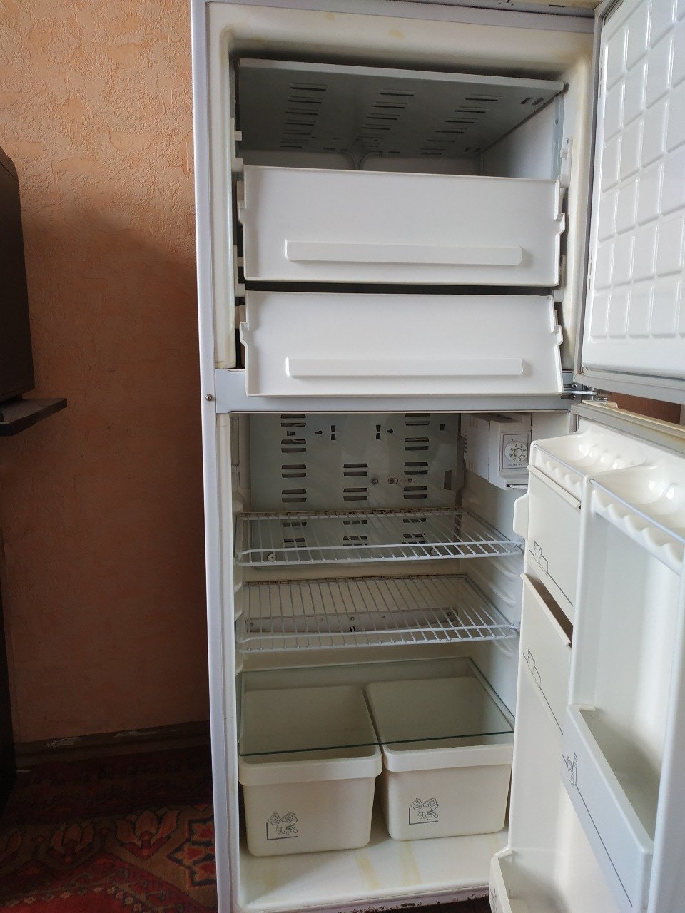 Двухкамерный холодильник Бирюса 22