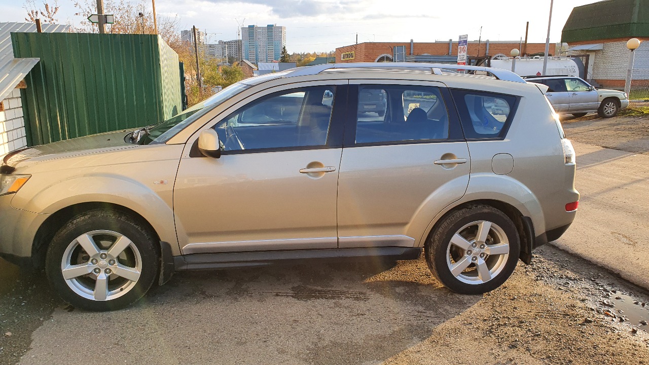 продаю] Mitsubishi Outlander XL, 2008 — 690 000 руб. — Общение — Корзина —  Price-Altai.ru