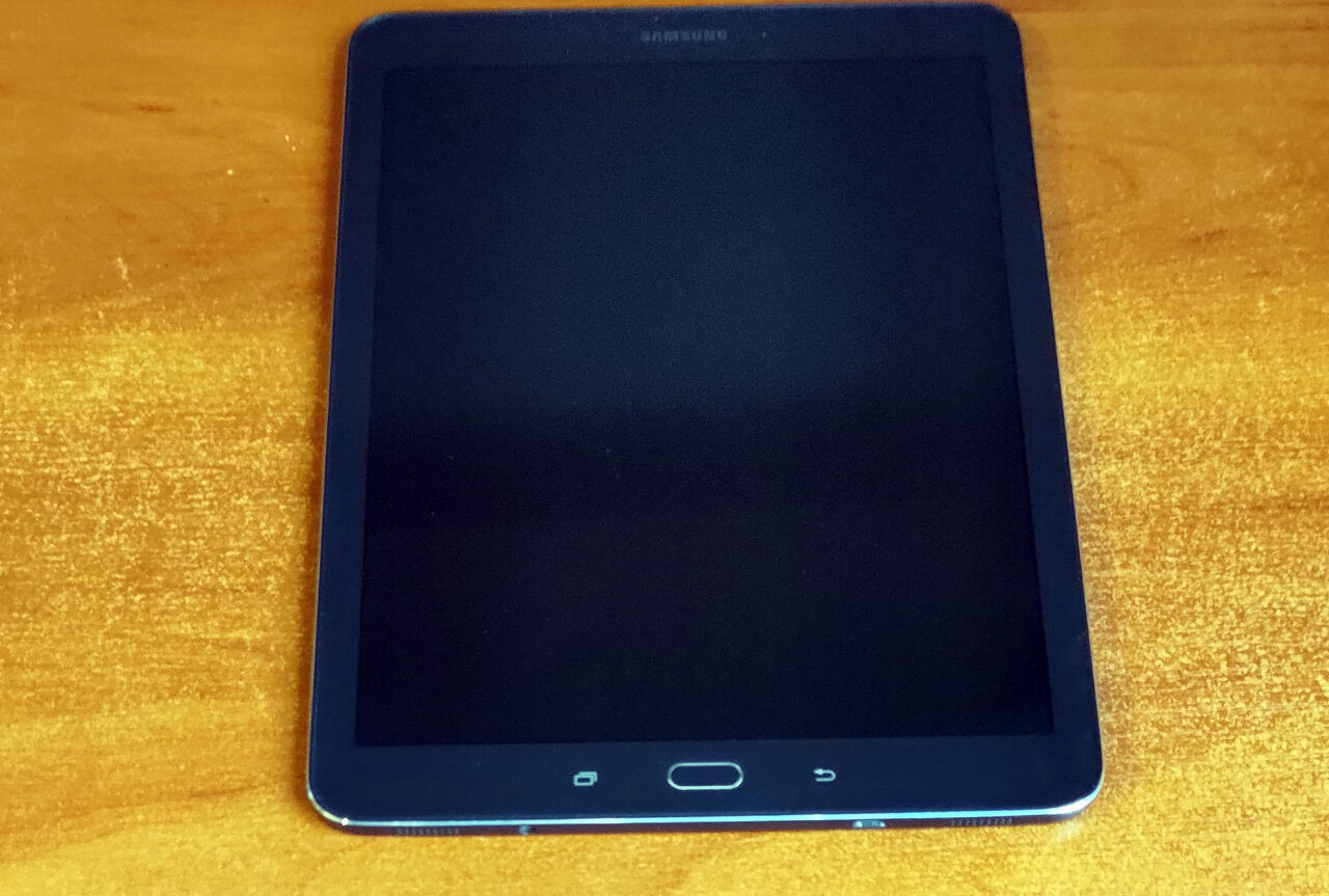 Планшет Samsung Galaxy Tab S2 3/32 ГБ — 4 000 руб. — Общение — Корзина —  Price-Altai.ru