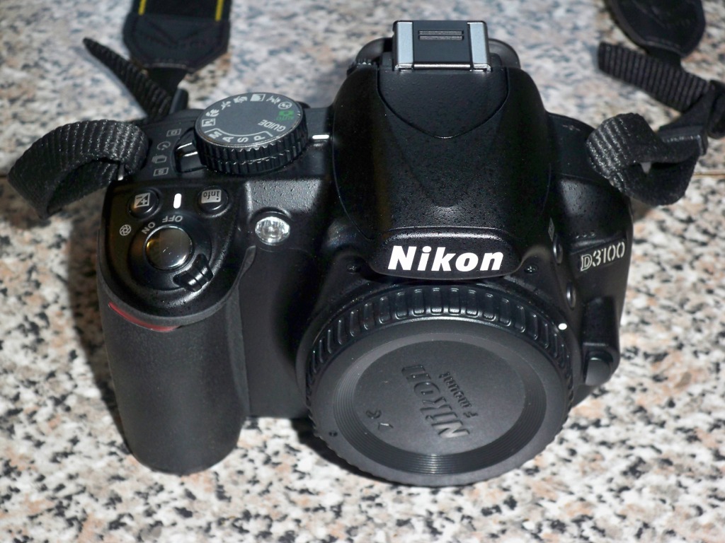 Nikon d 3100. Nikon d3100 body. Nikon 3100 body. Canon d3100. Nikon d3100 prise.