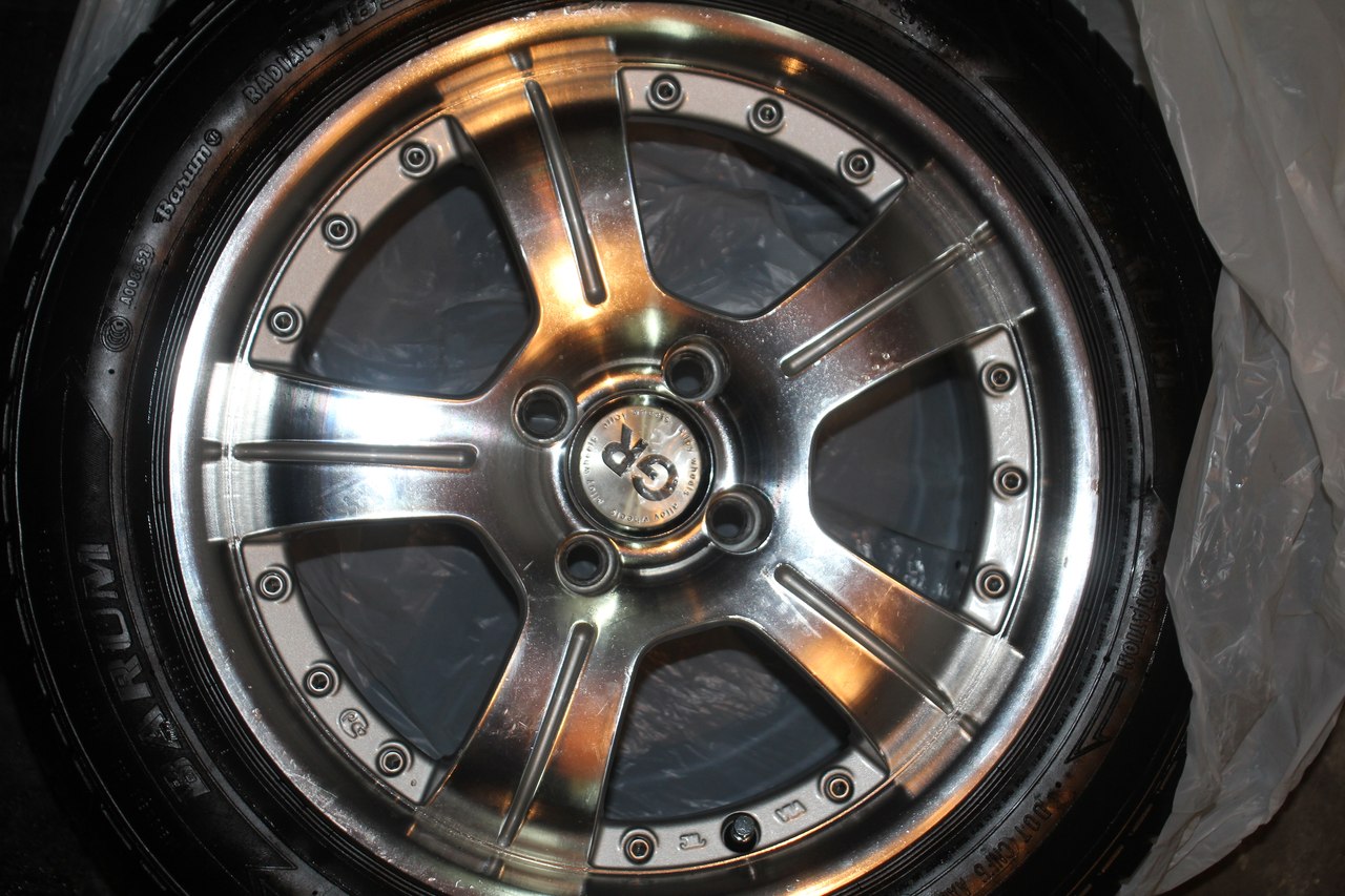 Gr r. Gr r15. Диски gr r15 4x114.3. Gr 1010 диски. Диски gr Racing r16.